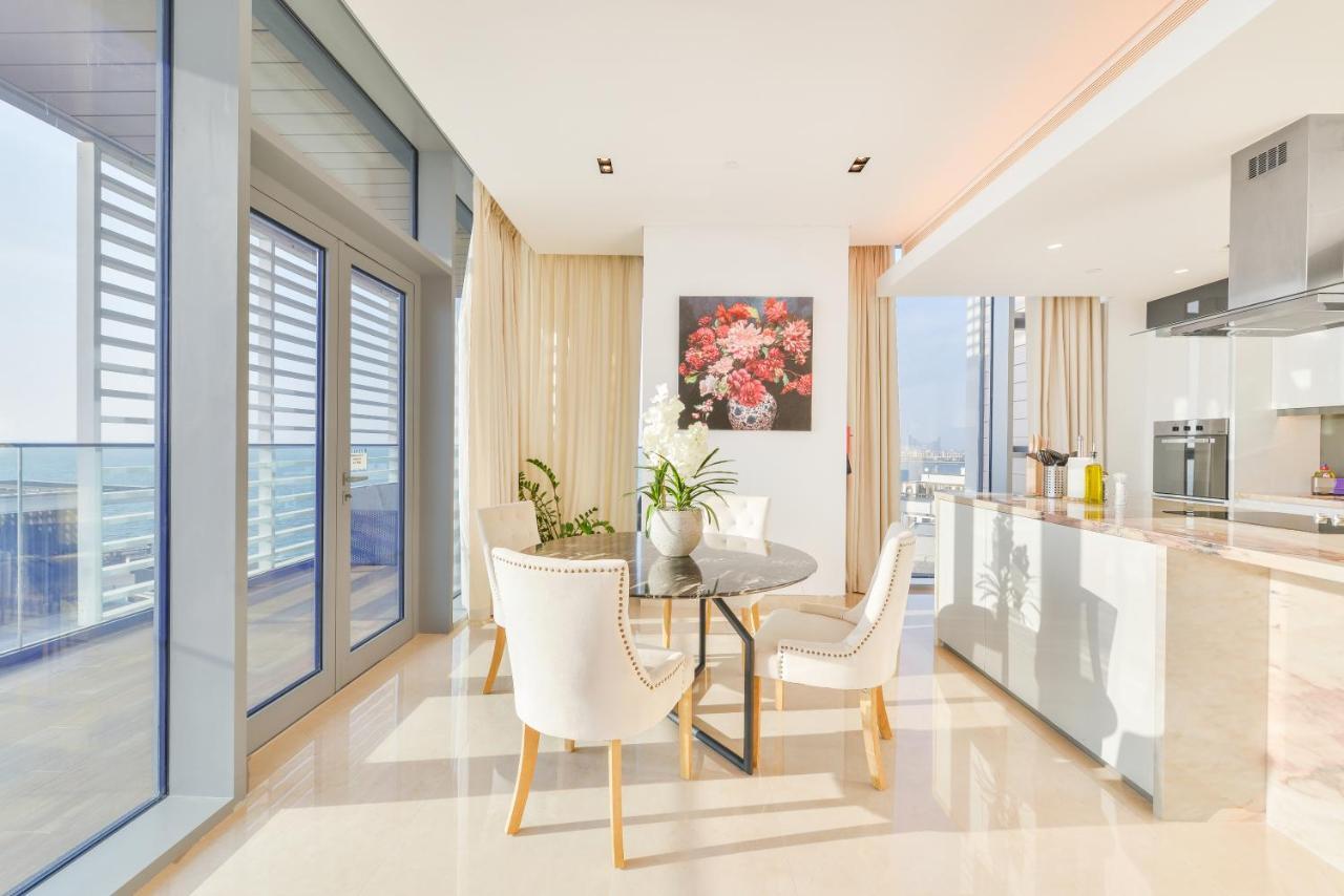 Posh 2 Bedroom Oceanfront Apt In The Heart Of Bluewaters Island Dubái Exterior foto