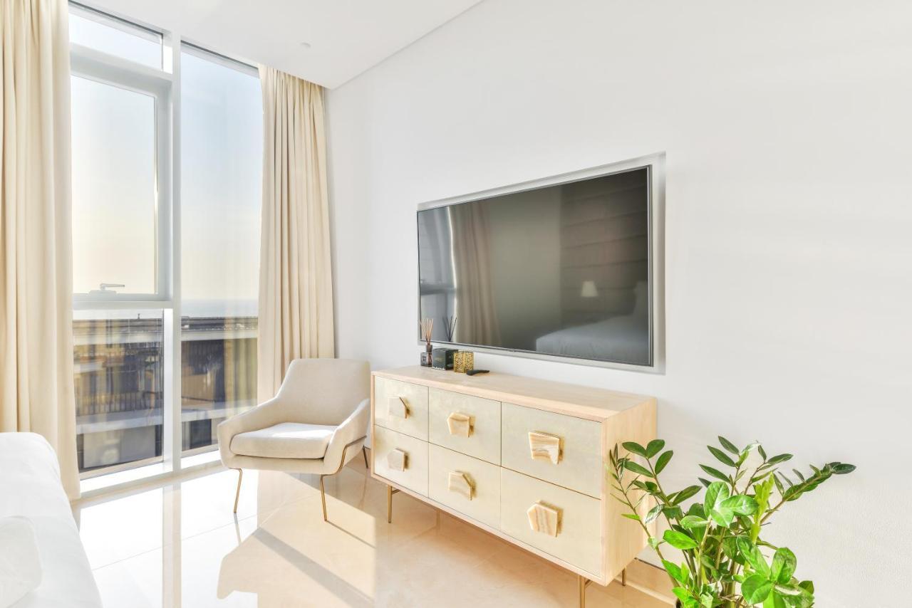 Posh 2 Bedroom Oceanfront Apt In The Heart Of Bluewaters Island Dubái Exterior foto