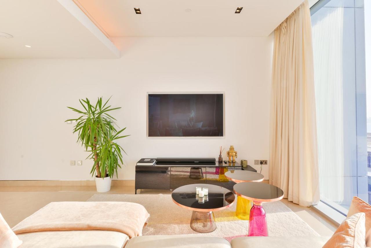 Posh 2 Bedroom Oceanfront Apt In The Heart Of Bluewaters Island Dubái Exterior foto